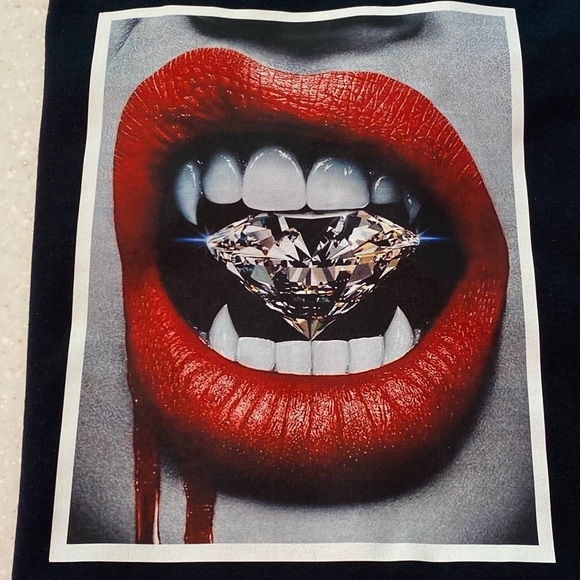 New unisex “ Diamond fangs “ - Picture 5 of 5